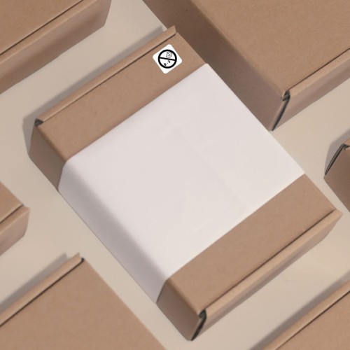 Naklejka 20x20 mm, piktogram, symbol zakazu dla dzieci 0–3, zdjęcie poglądowe.jpg